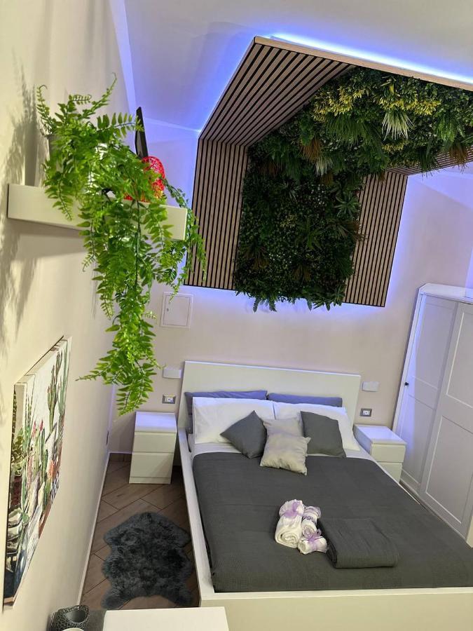 Tropical Holiday House คาตาเนีย ภายนอก รูปภาพ