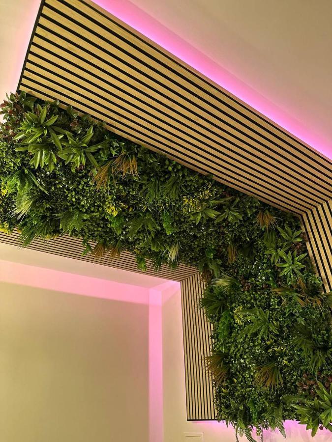 Tropical Holiday House คาตาเนีย ภายนอก รูปภาพ